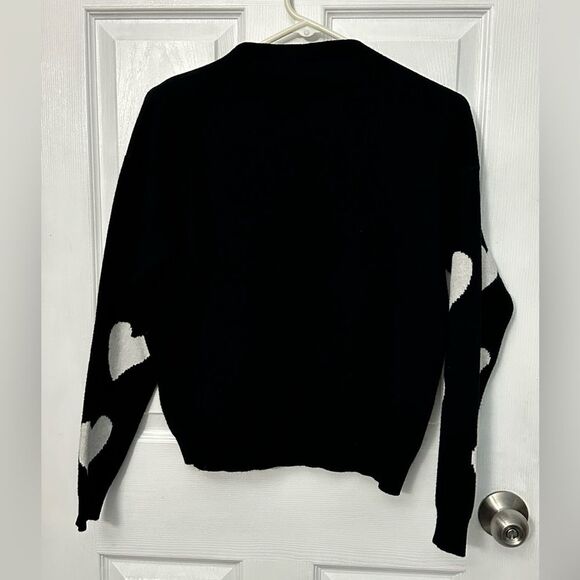 Ont Welfth Black White Heart Soft Stretch Pullover Sweater Medium - Picture 7 of 8